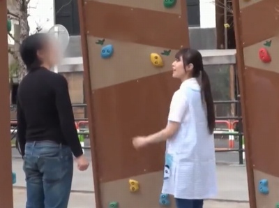 リアル保母さんを公園で確保！園児たちには絶対見せられない中出しハメ