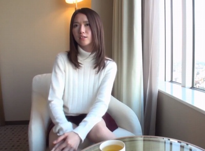 「経験人数は2人しかなくて…」22歳新人OLさんがお金に困ってアダルトビデオ出演を決意