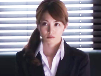 結婚を控えた美しい女教師が弱みを握られて同僚とナマ徒に襲われ終わらない輪姦地獄に号泣