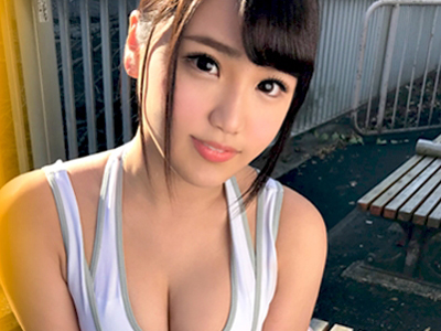 ピチピチのウェアで身を包んだエロかわスポーツ女子をナンパハメ